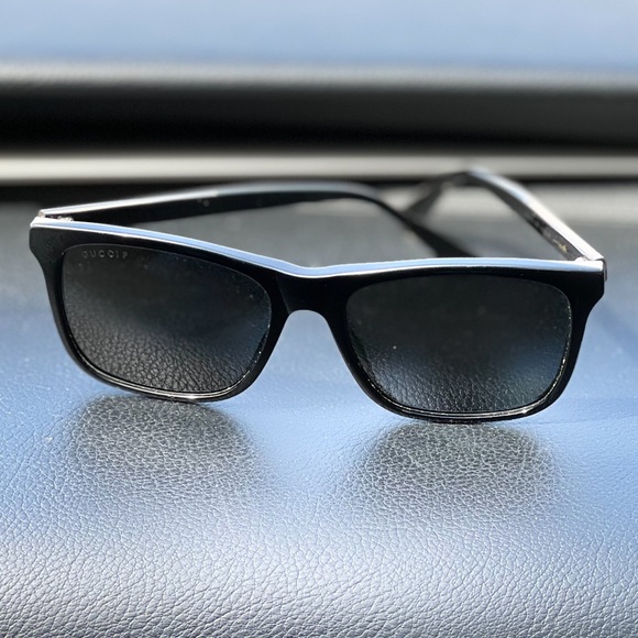 Mens Gucci sunglasses (polarized) - Picture 5 of 6